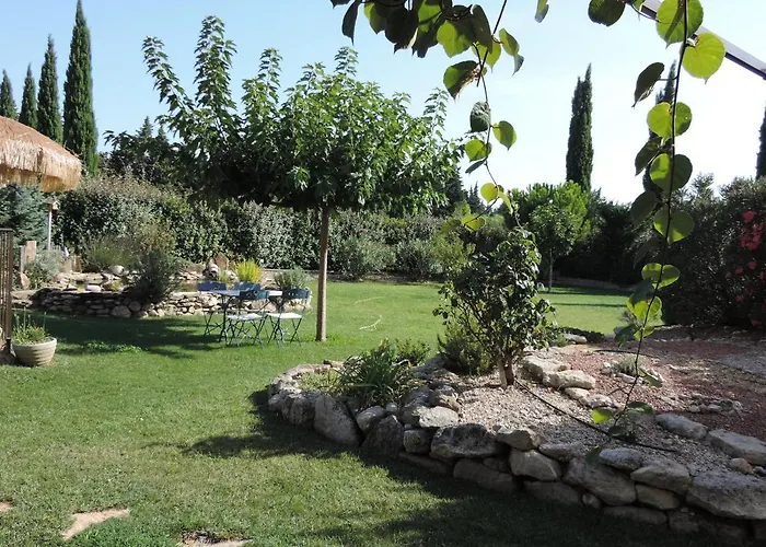 Faré Tchanqué clim cuisine d'été PRIVATIVE piscine parking wifi gratuits